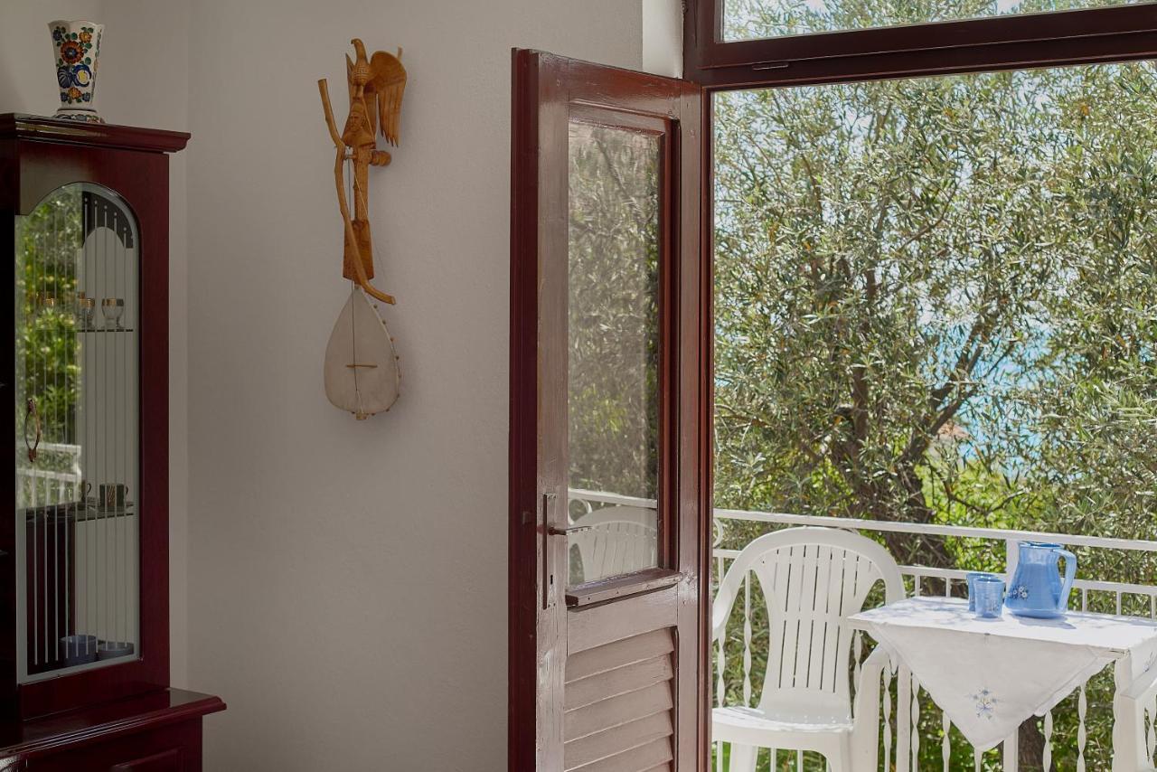 Apartmani Kuca U Maslinama Свети Стефан Екстериор снимка